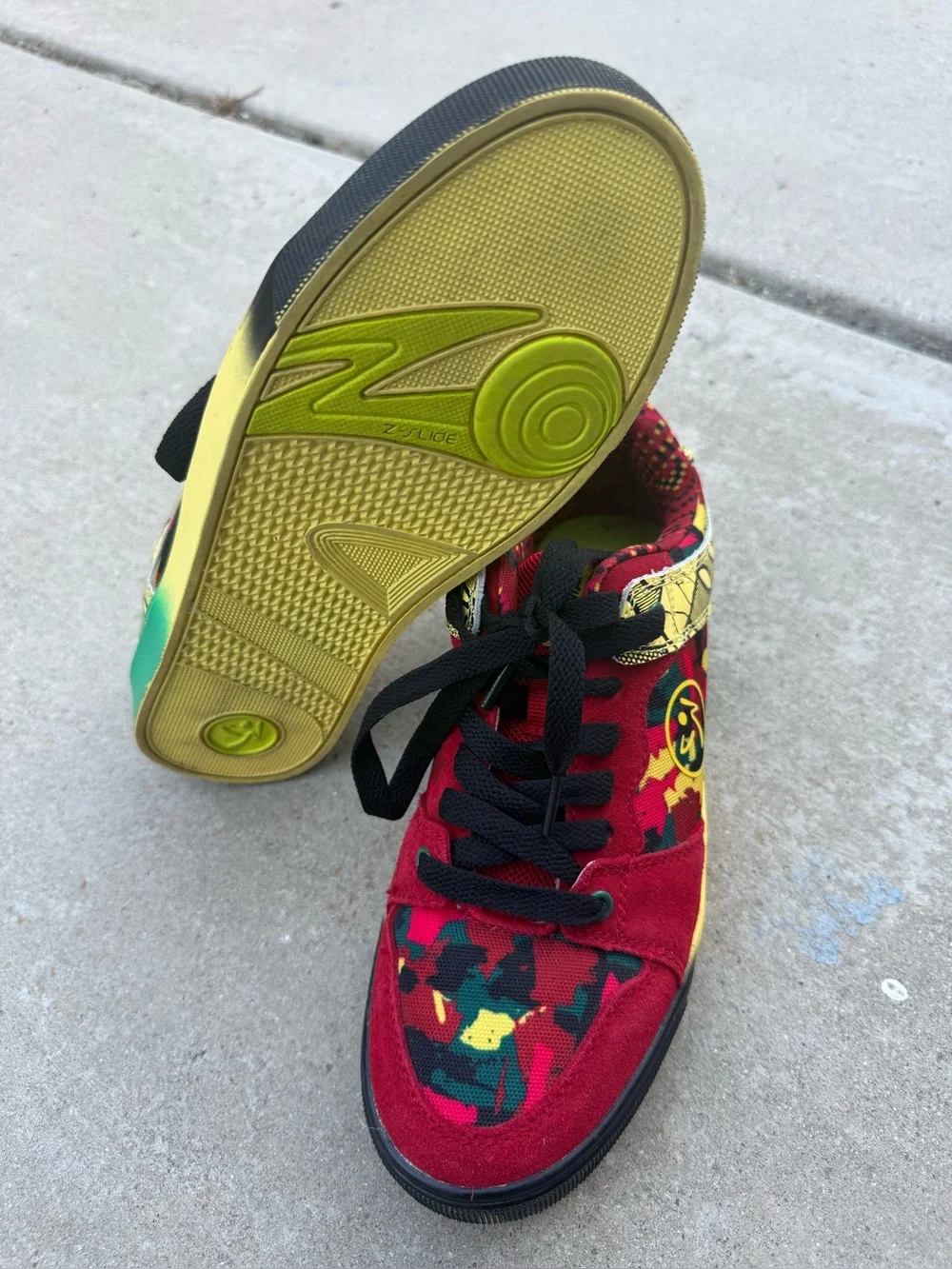 Zumba Let’s Jam Street Bold Fitness dancing sneakers with Multicolor Tropical